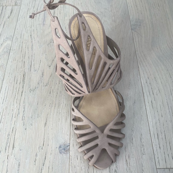 NEVER WORN BRAND NEW SCHUTZ STRAPPY HEELS - Picture 7 of 7